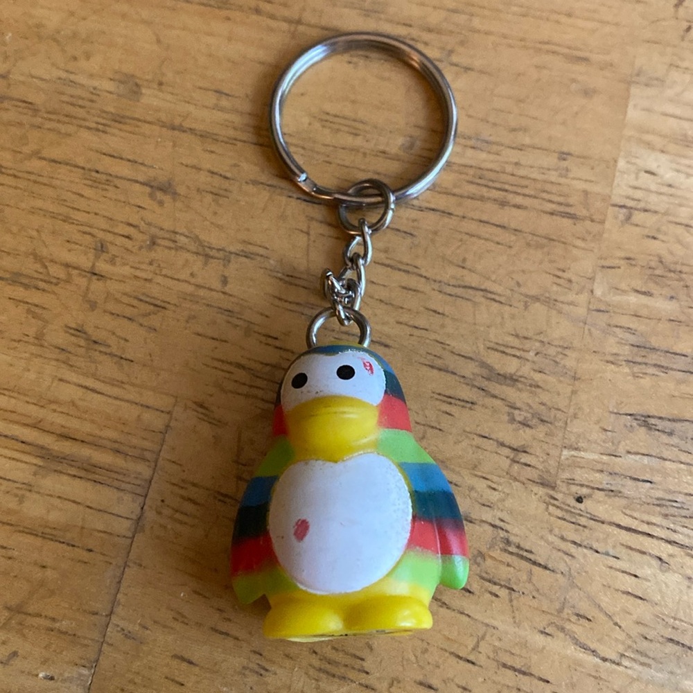 Star Awards Penguin Keychain in good condition